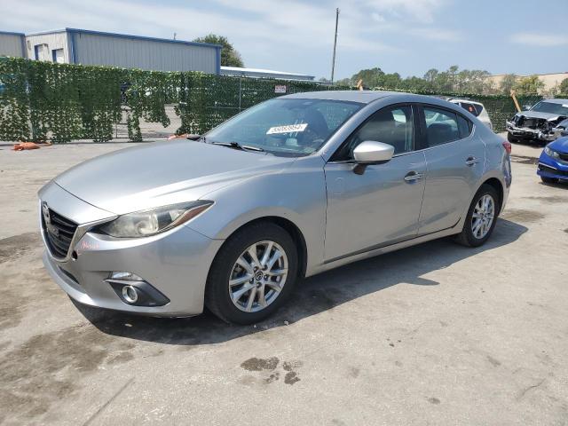 Photo 0 VIN: JM1BM1W31E1191045 - MAZDA 3 