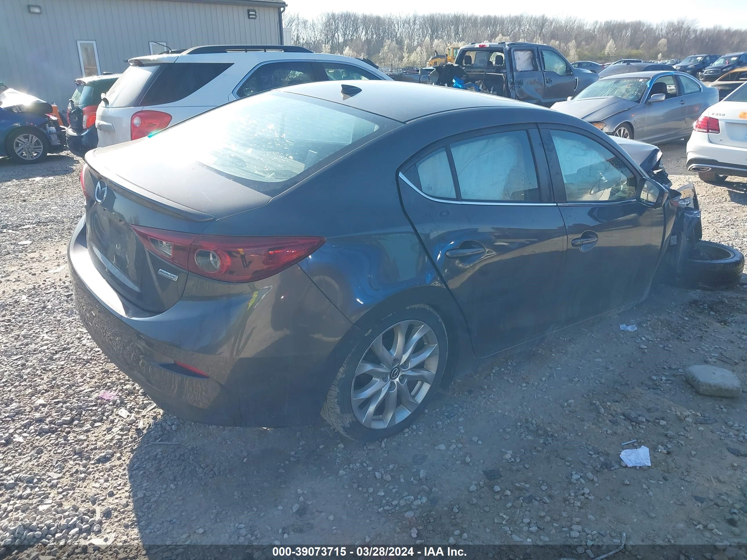 Photo 3 VIN: JM1BM1W33E1207925 - MAZDA 3 