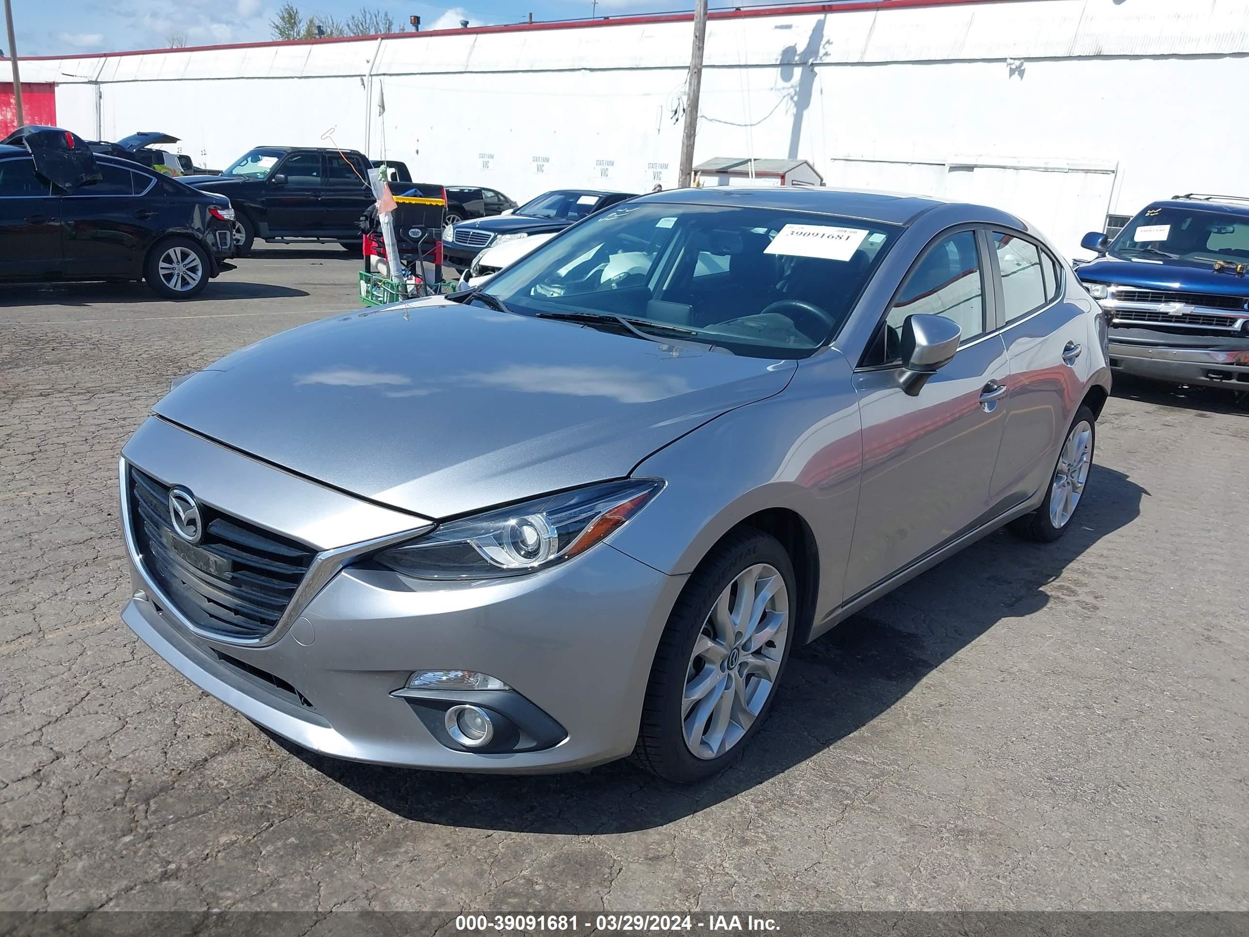 Photo 1 VIN: JM1BM1W35E1150742 - MAZDA 3 