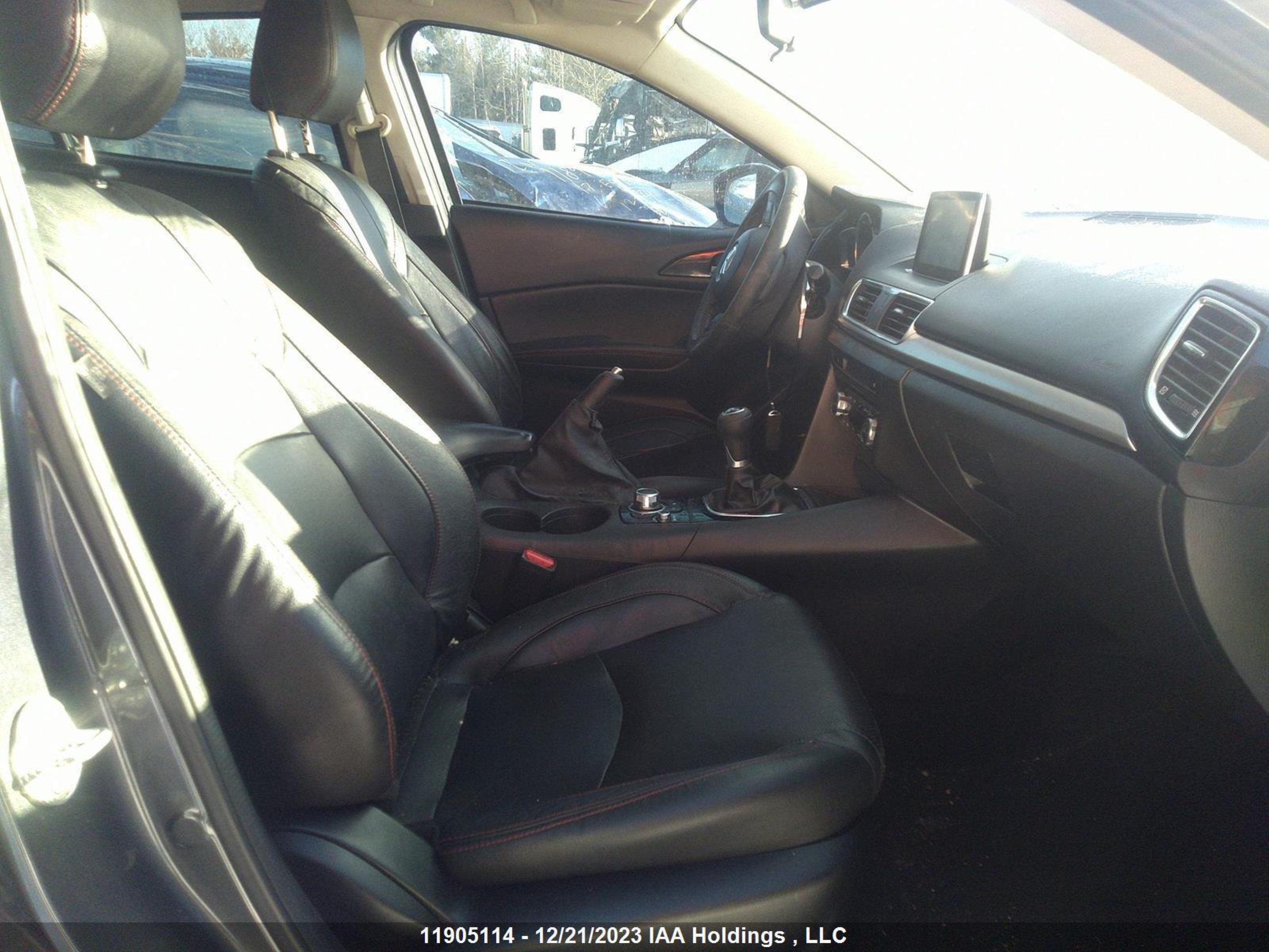 Photo 4 VIN: JM1BM1W35G1335179 - MAZDA 3 