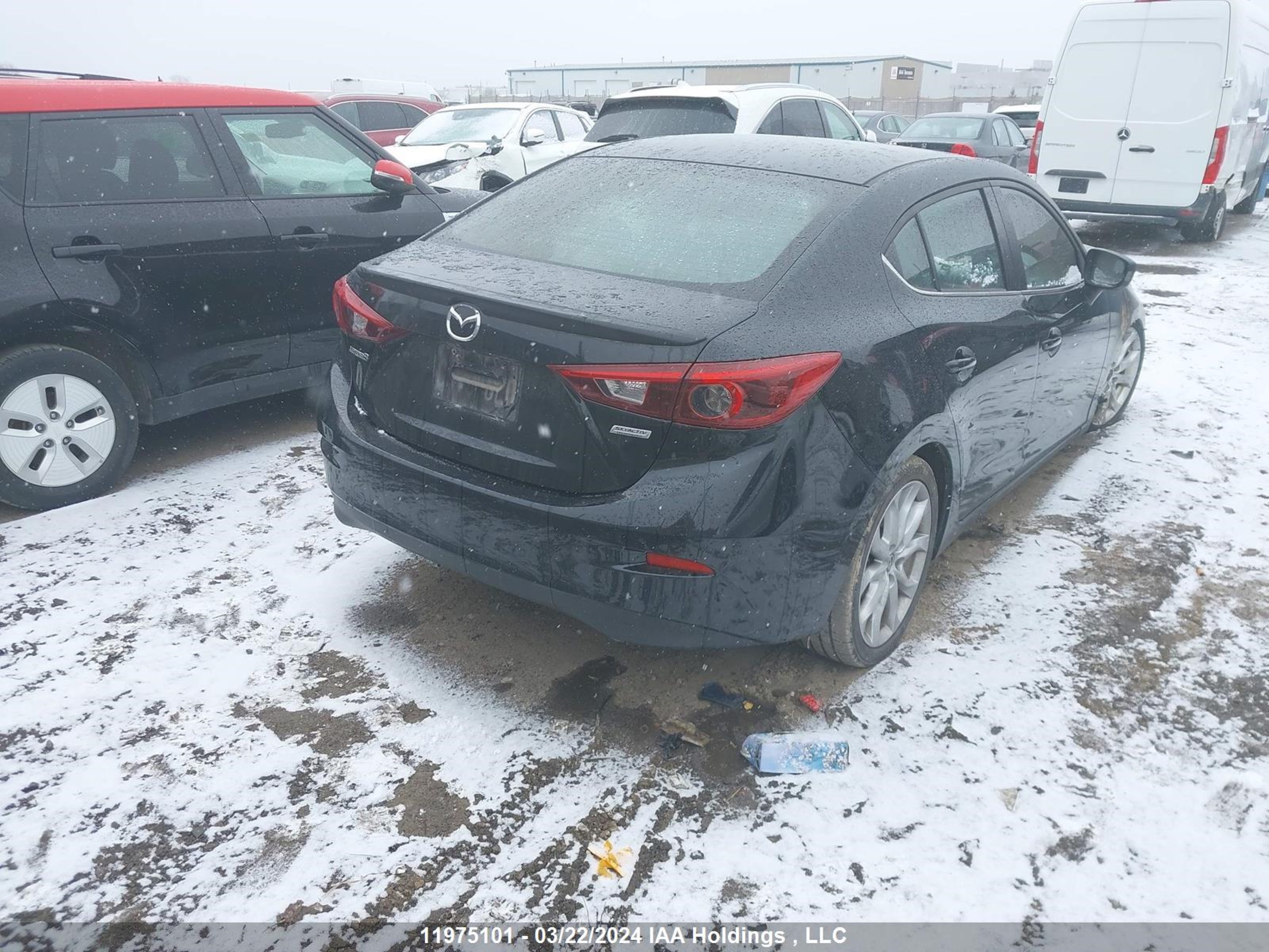 Photo 3 VIN: JM1BM1W38G1323608 - MAZDA 3 