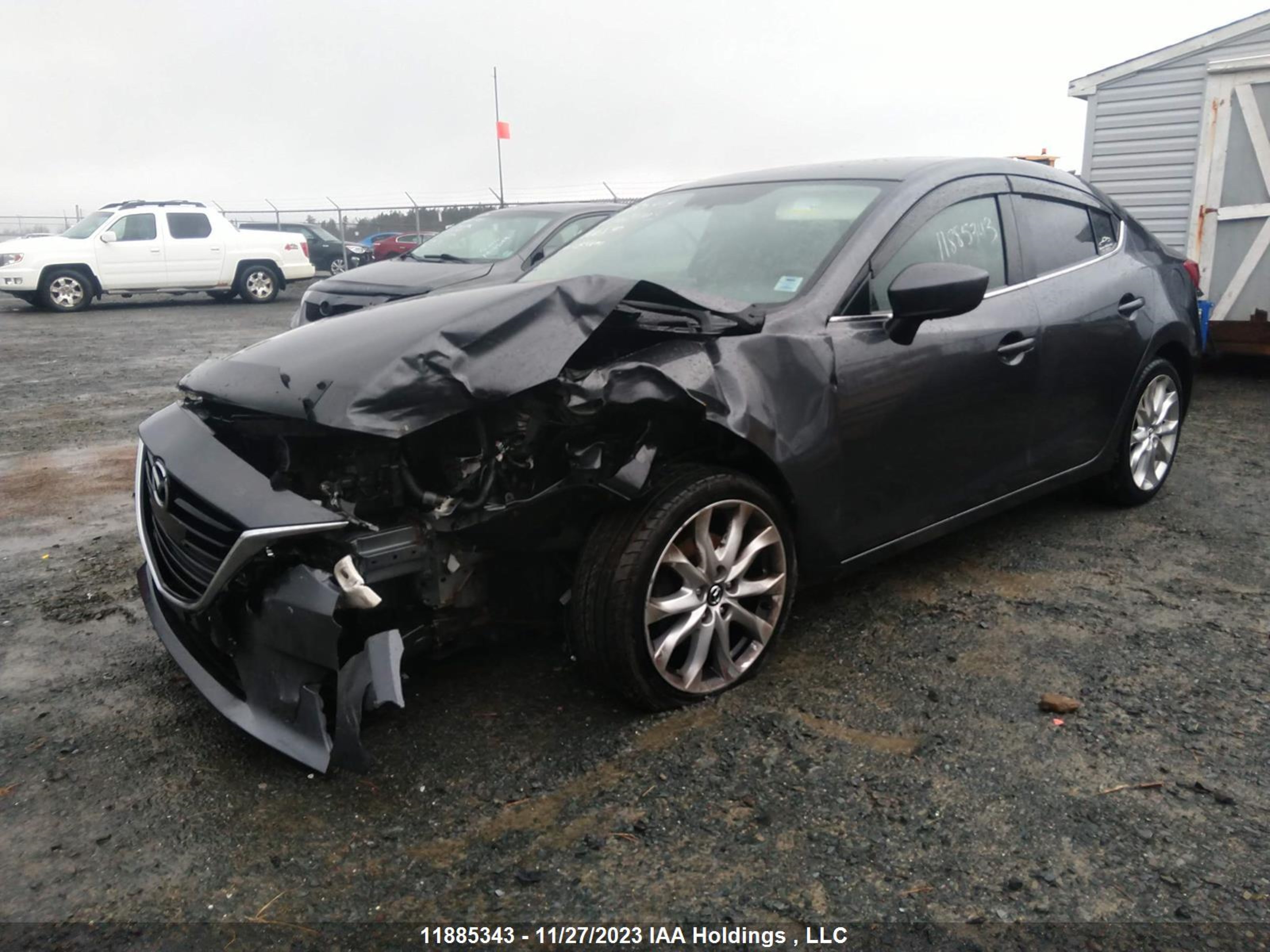 Photo 1 VIN: JM1BM1W3XE1106896 - MAZDA 3 