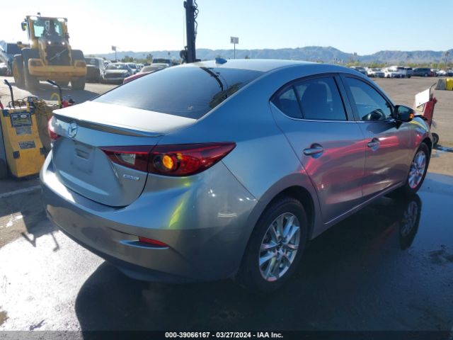 Photo 3 VIN: JM1BM1W71E1181117 - MAZDA MAZDA3 