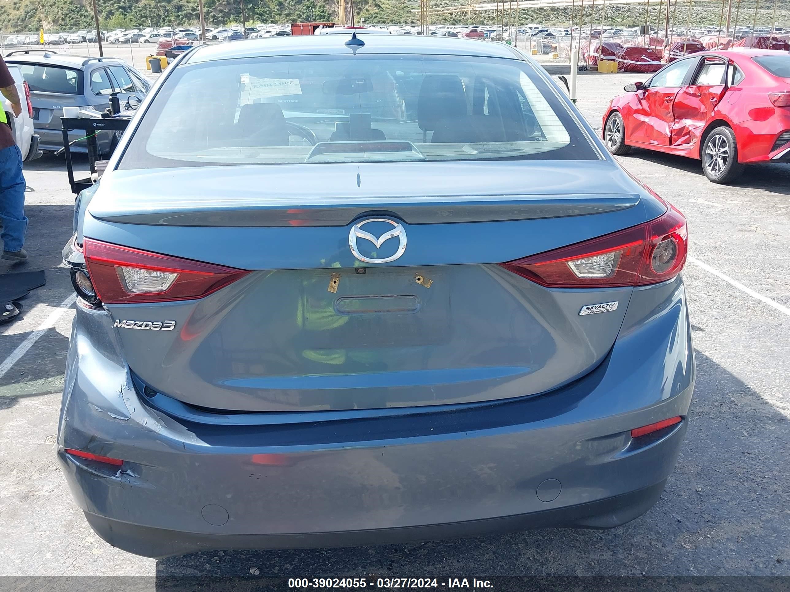 Photo 15 VIN: JM1BM1W73G1348564 - MAZDA 3 