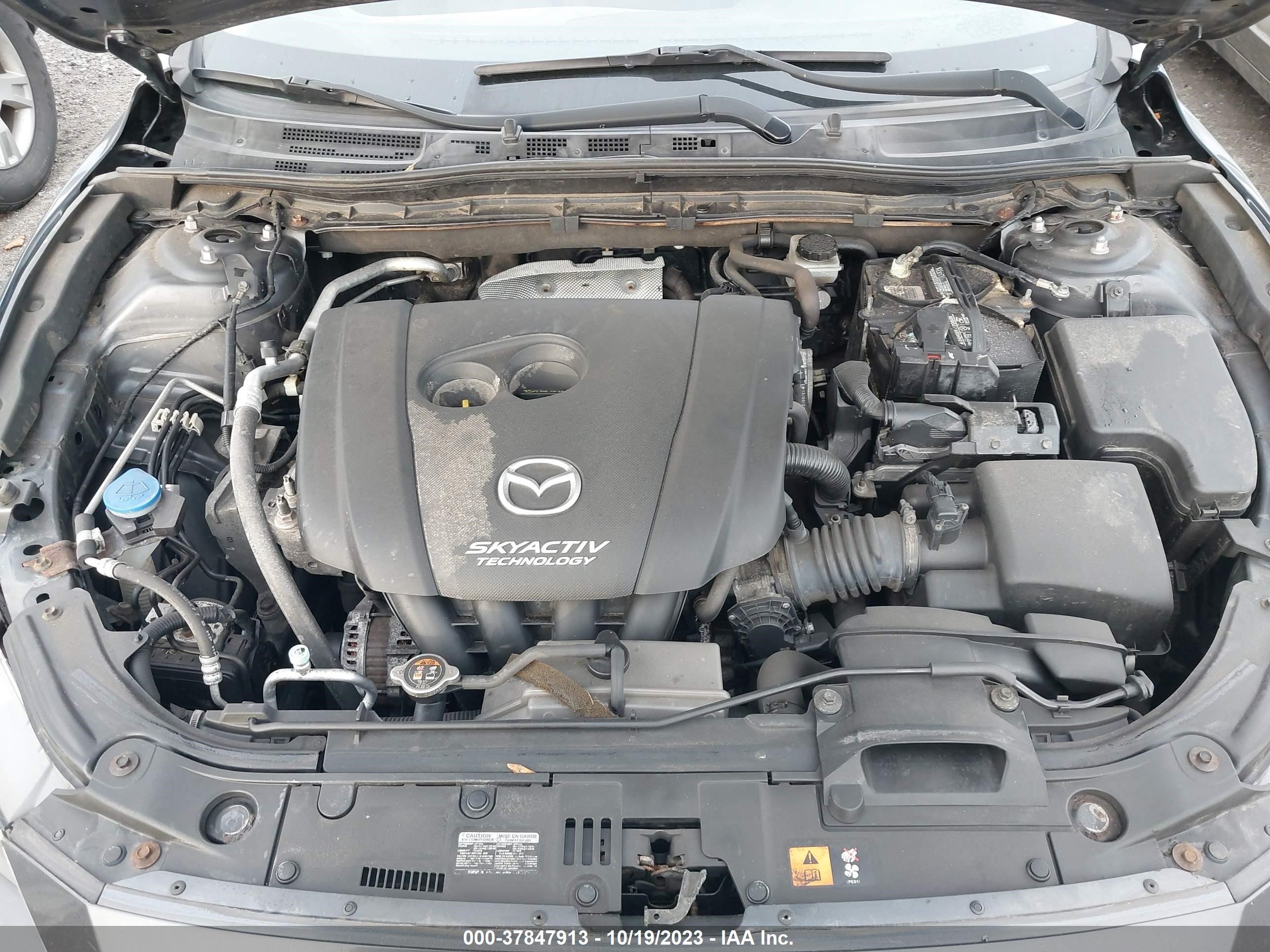 Photo 9 VIN: JM1BM1W74E1118609 - MAZDA 3 