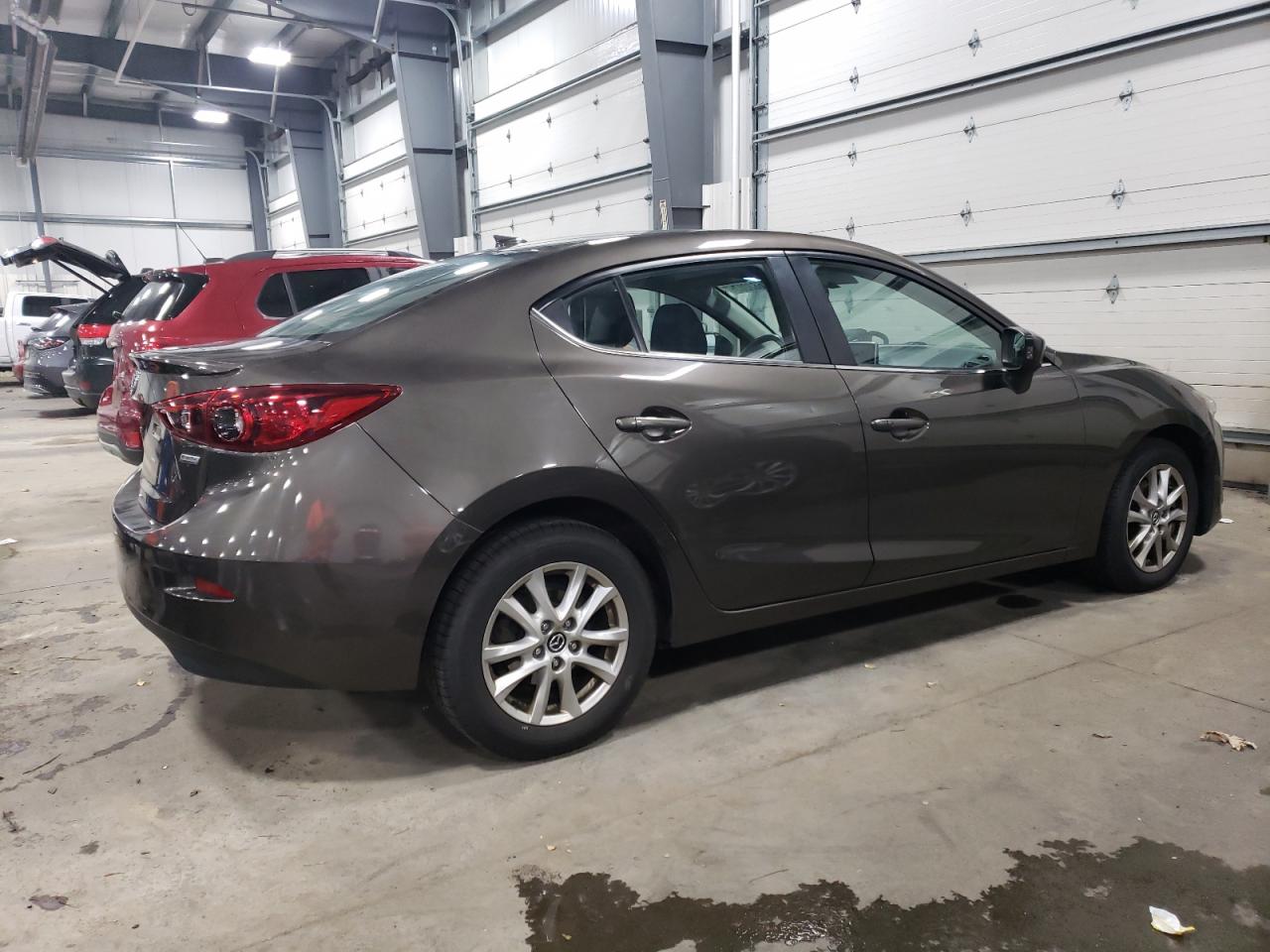 Photo 2 VIN: JM1BM1W74F1237536 - MAZDA 3 