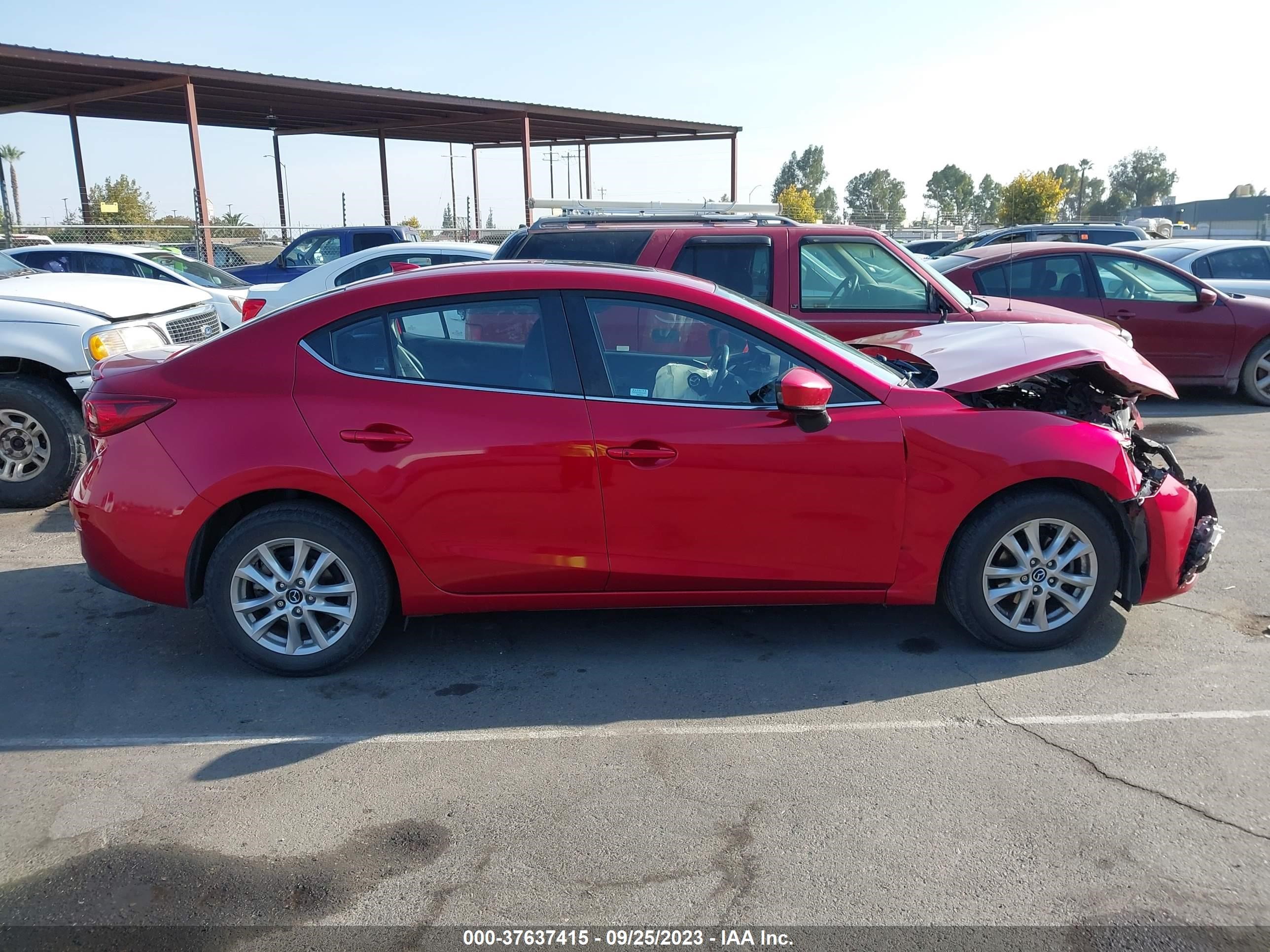 Photo 12 VIN: JM1BM1W75G1287279 - MAZDA 3 