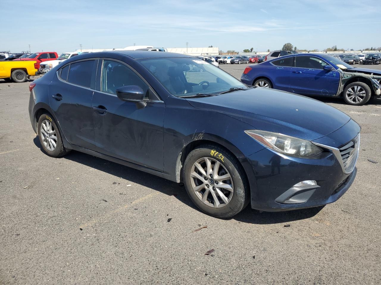 Photo 3 VIN: JM1BM1W78E1140015 - MAZDA 3 