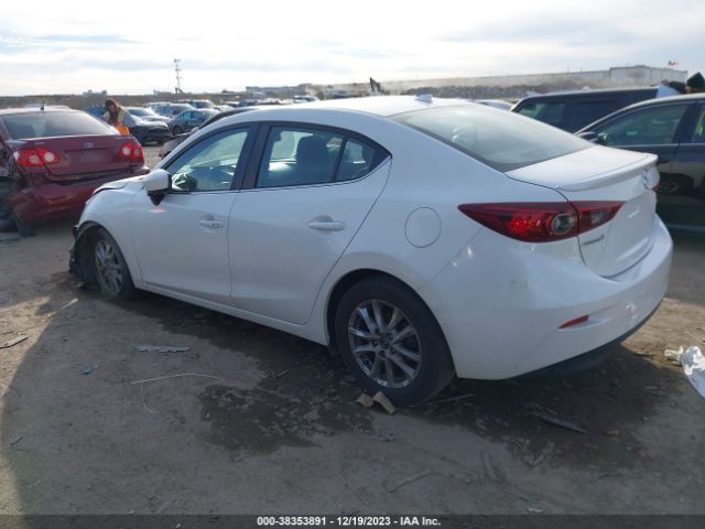 Photo 2 VIN: JM1BM1X73G1345890 - MAZDA MAZDA3 