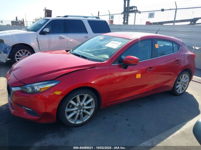 Photo 1 VIN: JM1BN1L3XH1115586 - MAZDA MAZDA3 