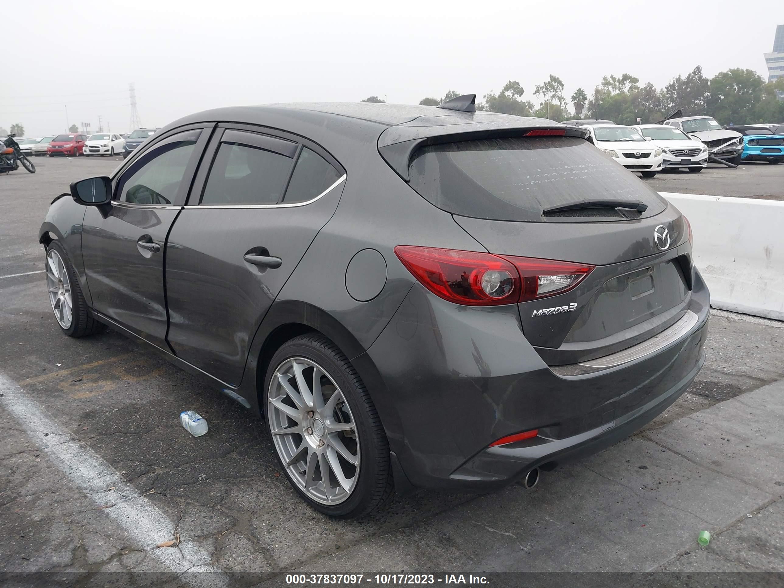 Photo 2 VIN: JM1BN1M37H1133770 - MAZDA 3 