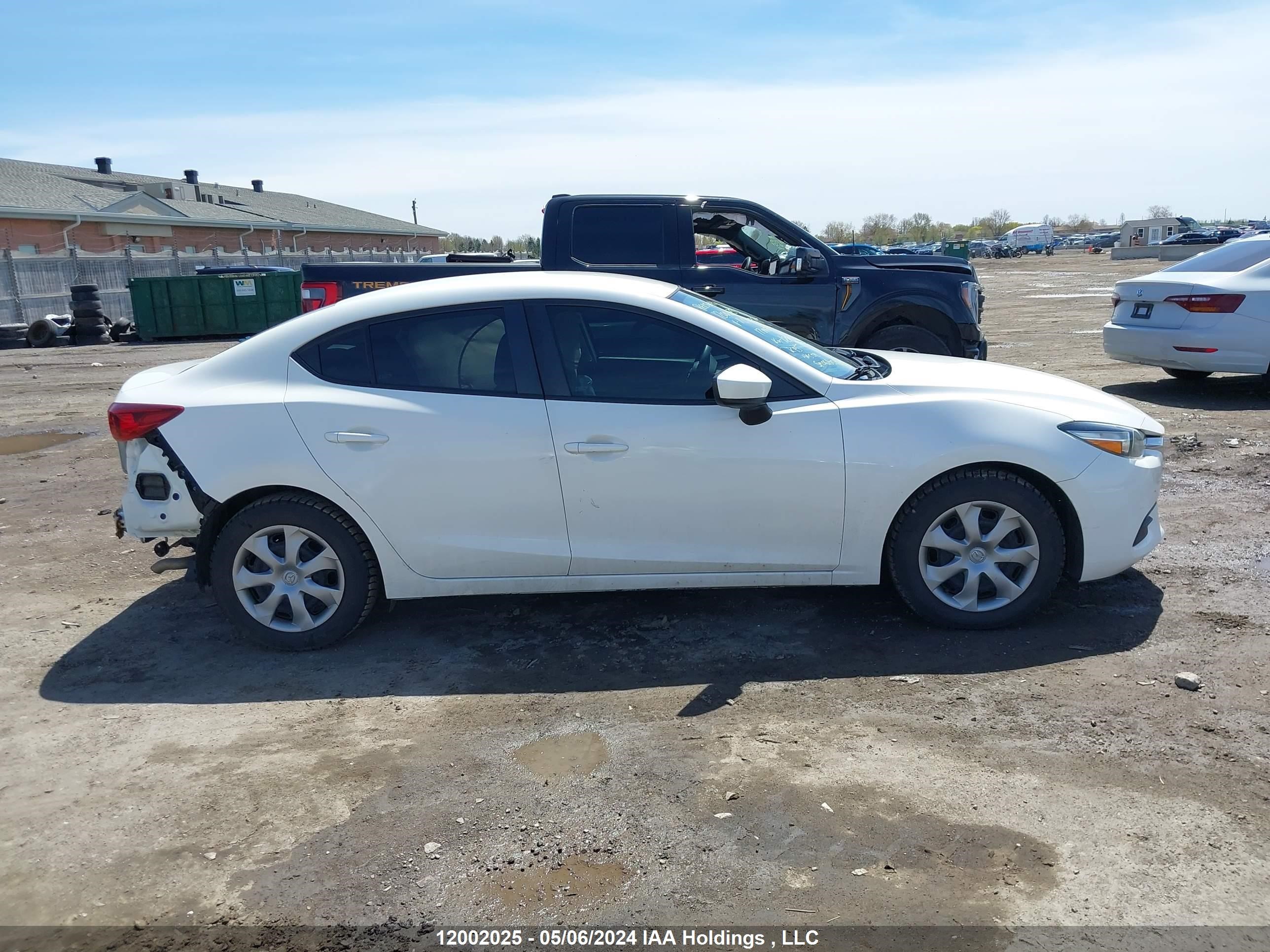 Photo 12 VIN: JM1BN1U70H1116439 - MAZDA 3 