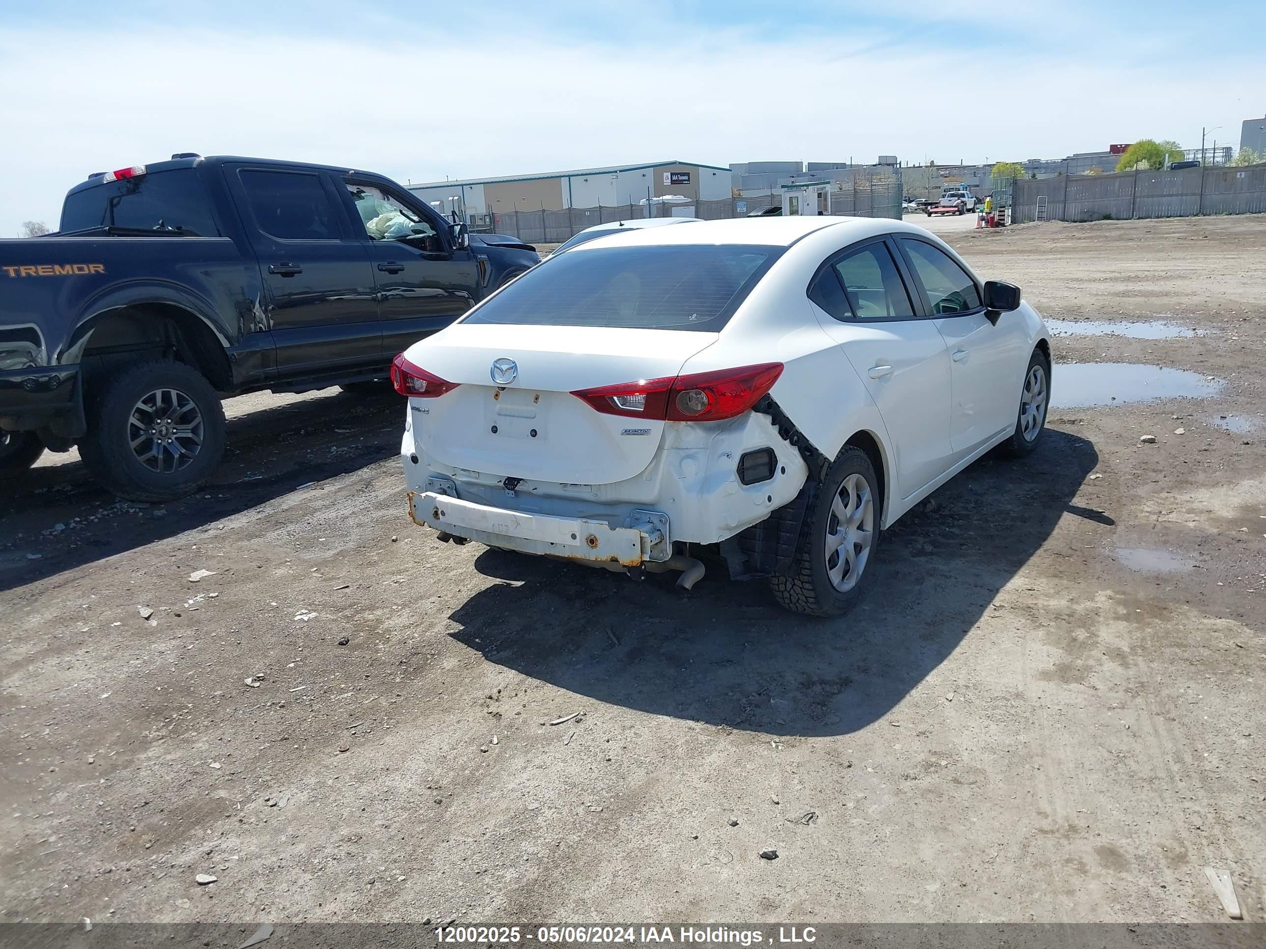 Photo 3 VIN: JM1BN1U70H1116439 - MAZDA 3 