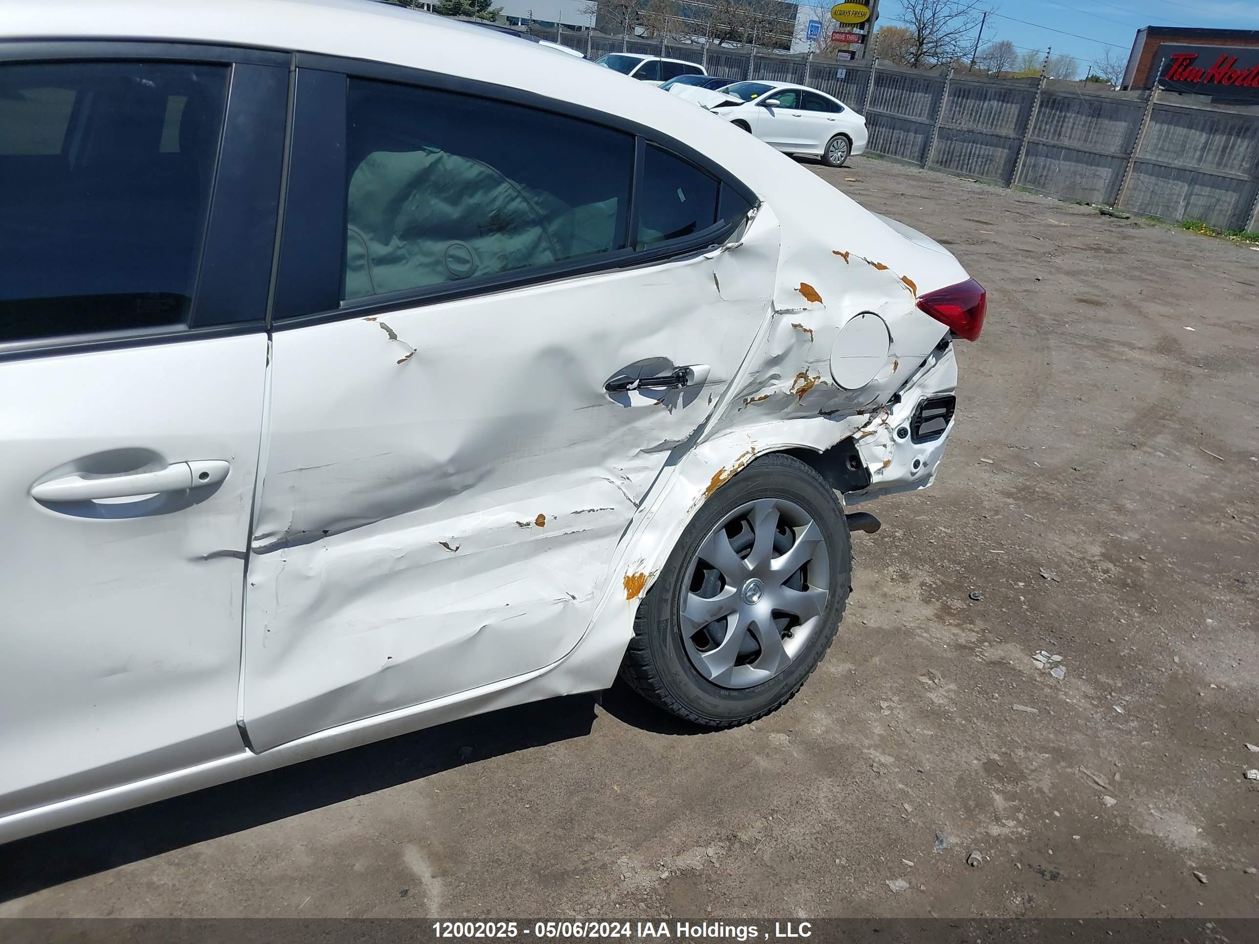 Photo 5 VIN: JM1BN1U70H1116439 - MAZDA 3 