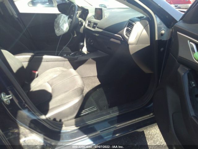 Photo 4 VIN: JM1BN1U73H1125491 - MAZDA 3 4-DOOR 