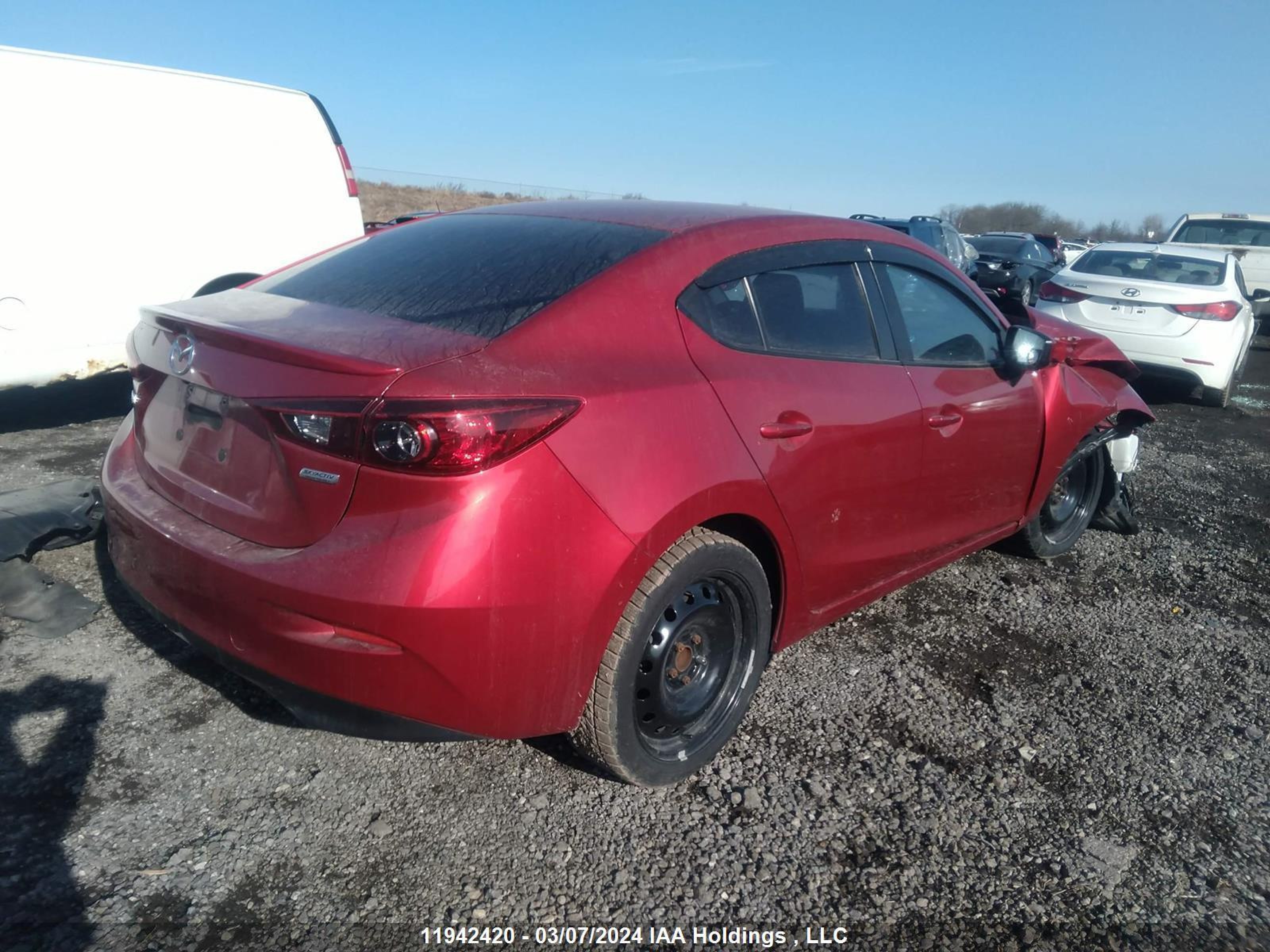 Photo 3 VIN: JM1BN1U75J1161852 - MAZDA 3 