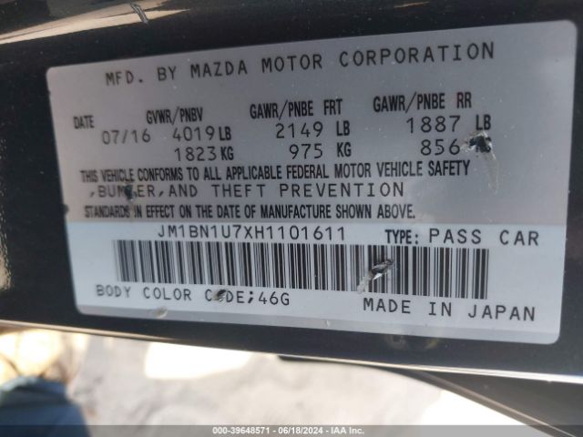 Photo 8 VIN: JM1BN1U7XH1101611 - MAZDA MAZDA3 