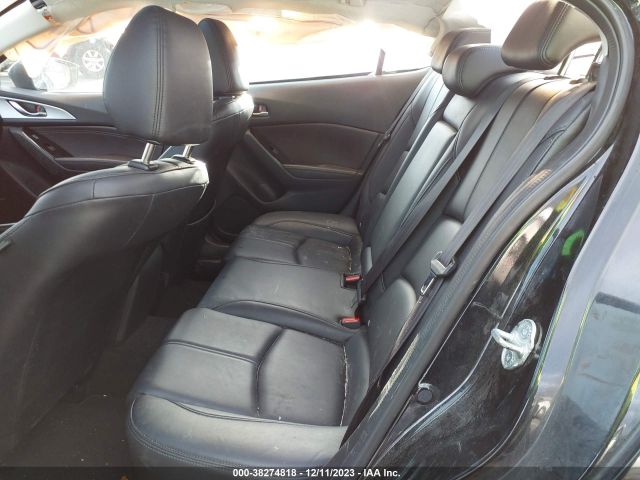 Photo 7 VIN: JM1BN1V3XJ1157033 - MAZDA MAZDA3 4-DOOR 