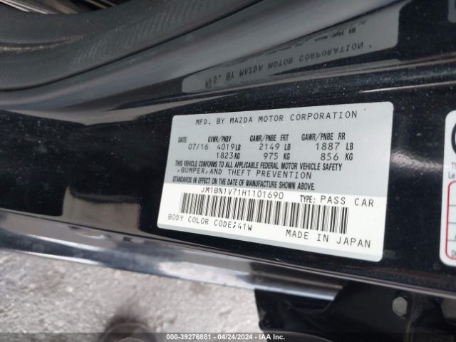 Photo 8 VIN: JM1BN1V71H1101690 - MAZDA 3 