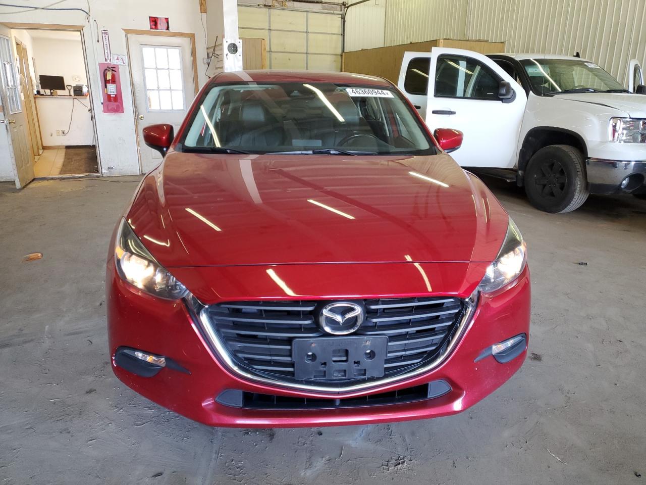 Photo 4 VIN: JM1BN1V71H1117047 - MAZDA 3 