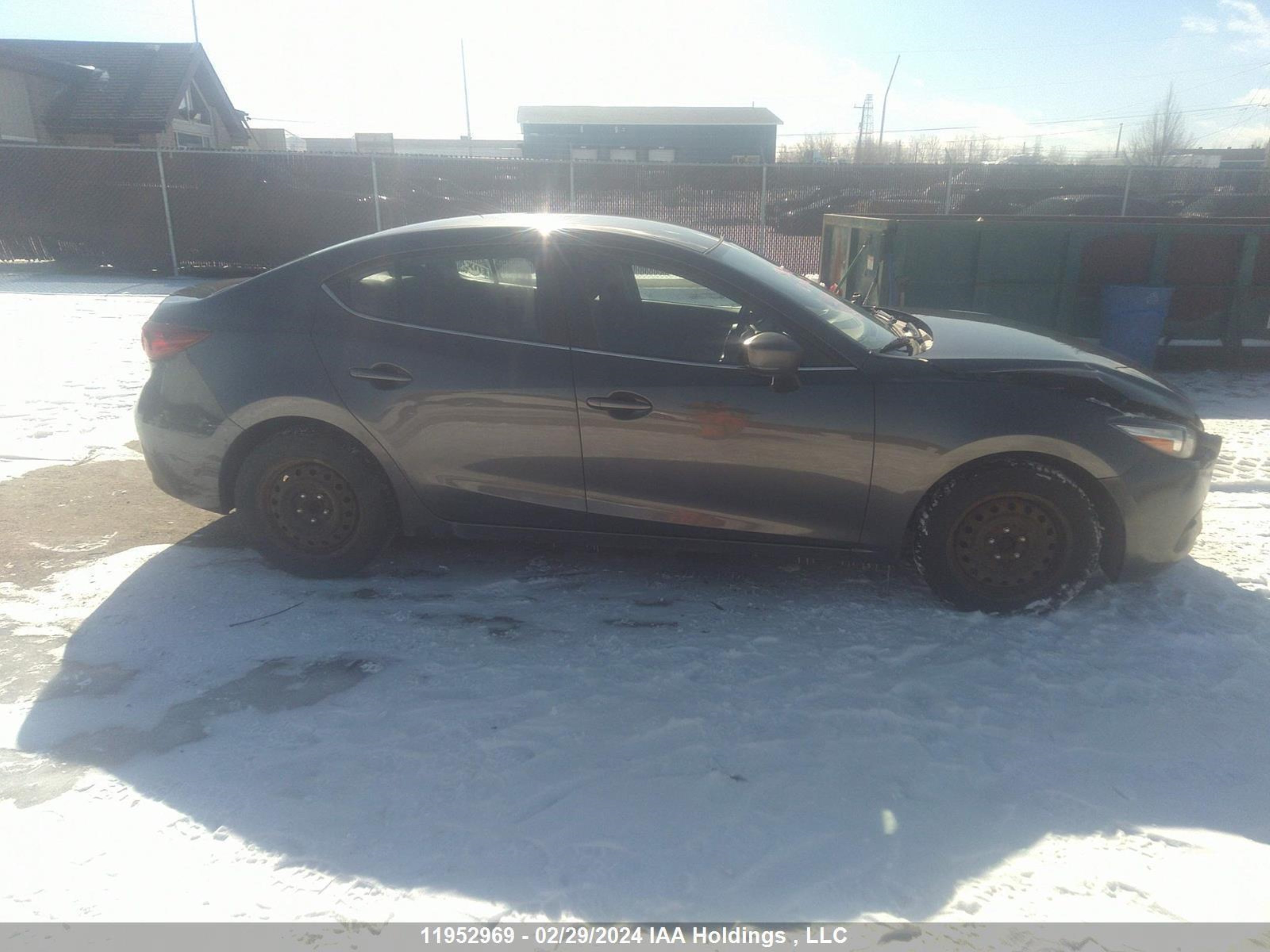 Photo 13 VIN: JM1BN1V73J1169446 - MAZDA 3 