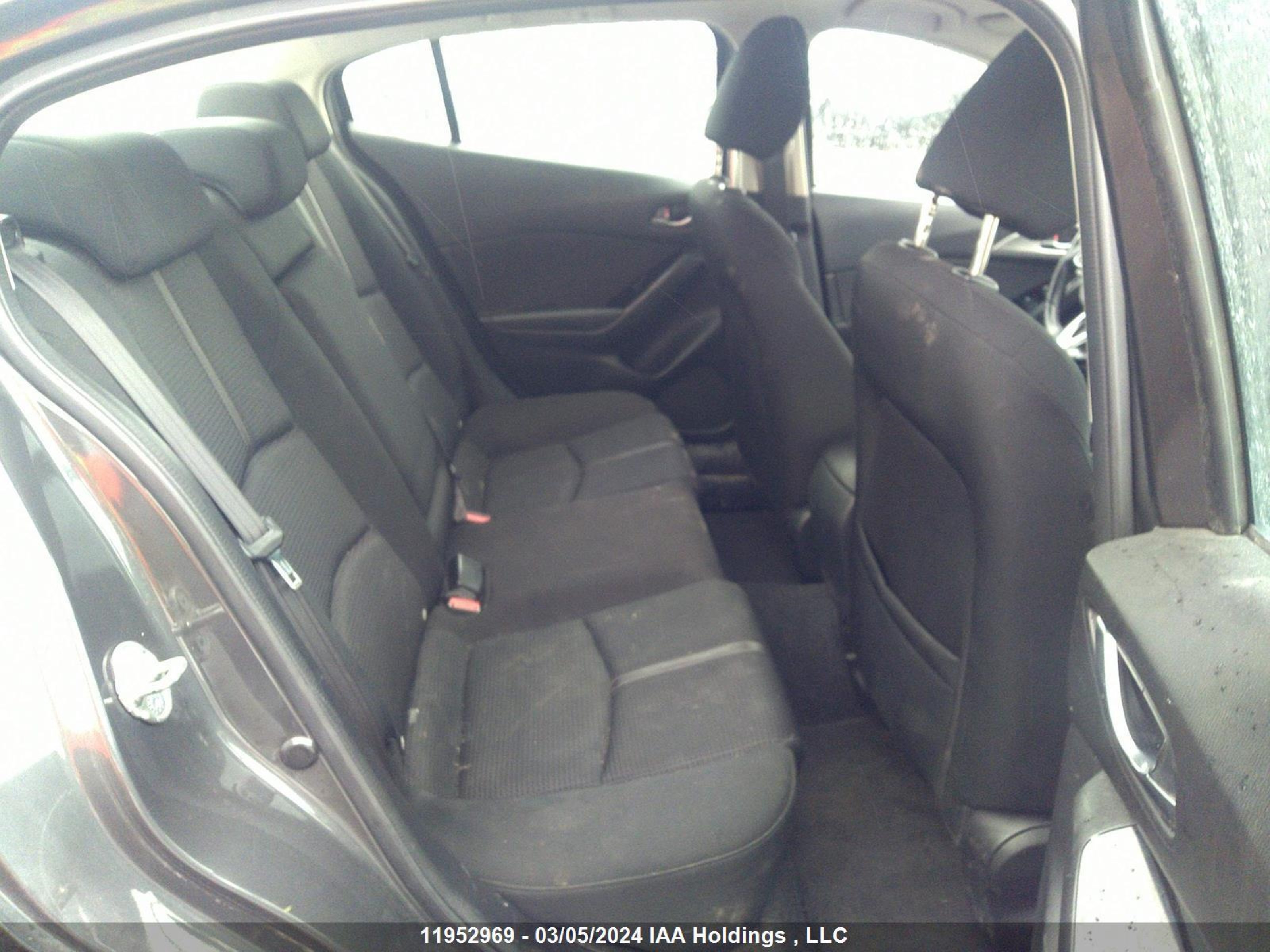 Photo 7 VIN: JM1BN1V73J1169446 - MAZDA 3 