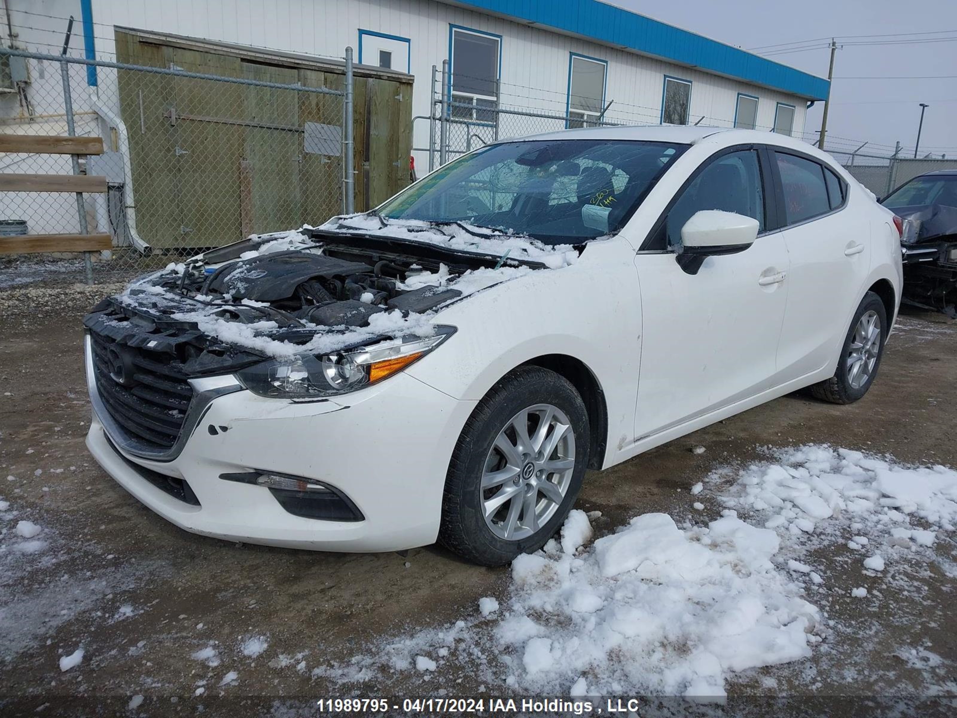 Photo 1 VIN: JM1BN1V73J1179197 - MAZDA 3 