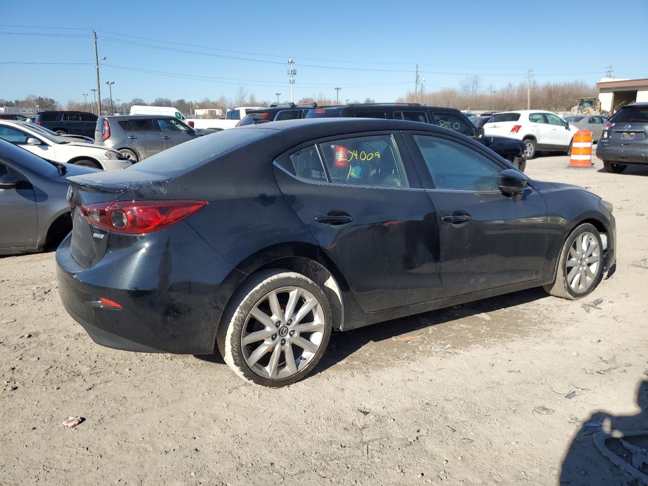 Photo 2 VIN: JM1BN1W30H1104009 - MAZDA 3 