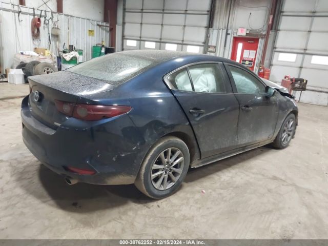 Photo 3 VIN: JM1BPAAL6M1320586 - MAZDA MAZDA3 