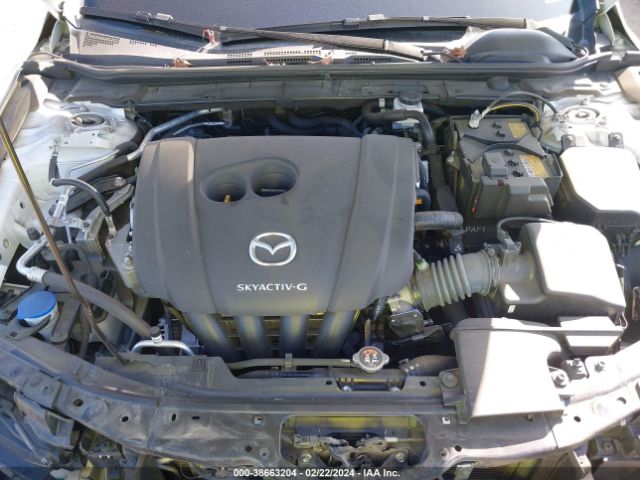 Photo 9 VIN: JM1BPAAL6N1507585 - MAZDA MAZDA3 