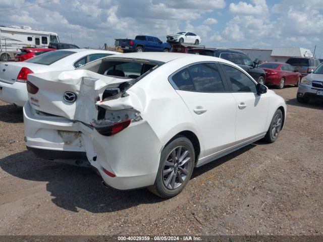 Photo 3 VIN: JM1BPAAL7M1314697 - MAZDA MAZDA3 