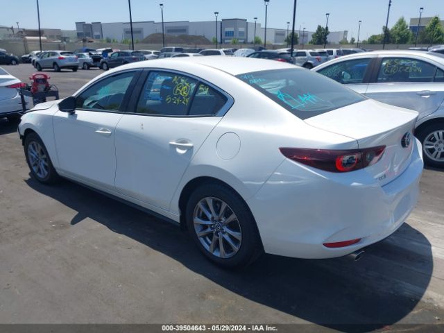 Photo 2 VIN: JM1BPAAL8N1507720 - MAZDA MAZDA3 