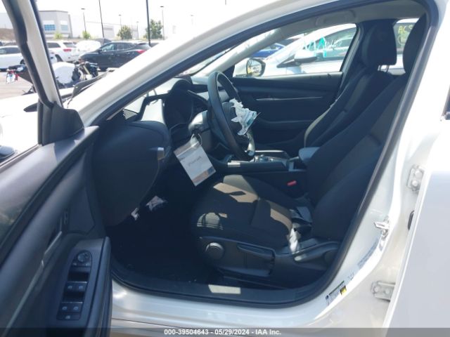 Photo 4 VIN: JM1BPAAL8N1507720 - MAZDA MAZDA3 