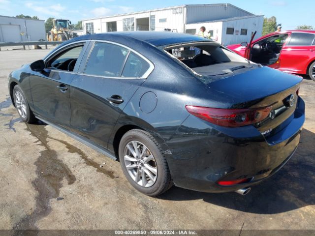 Photo 2 VIN: JM1BPAALXM1326813 - MAZDA MAZDA3 