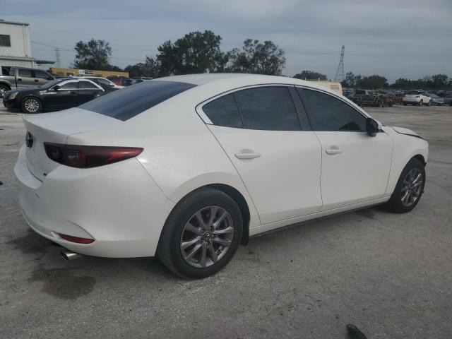 Photo 2 VIN: JM1BPAALXN1508223 - MAZDA 3 