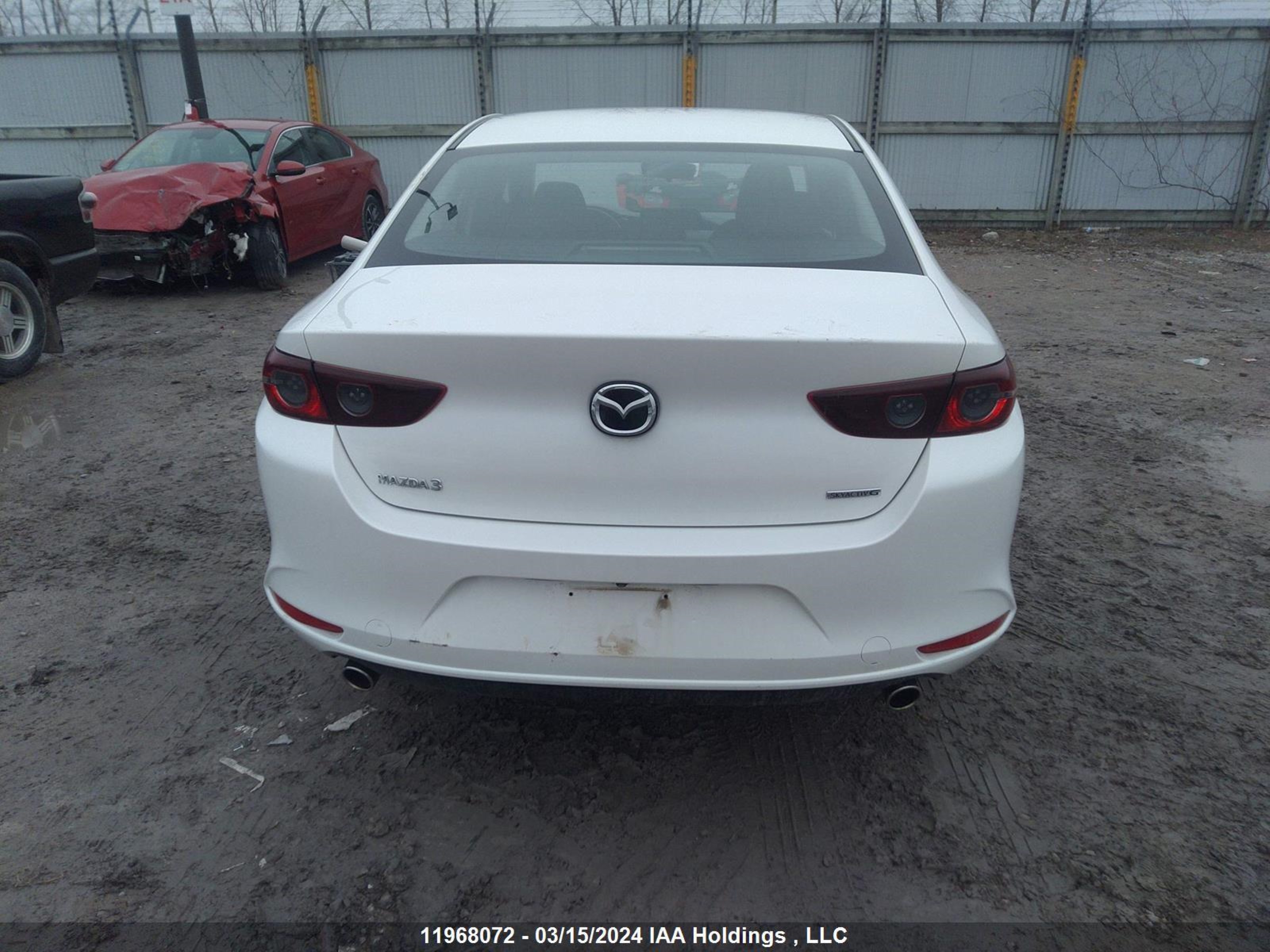 Photo 15 VIN: JM1BPAB71K1102375 - MAZDA 3 