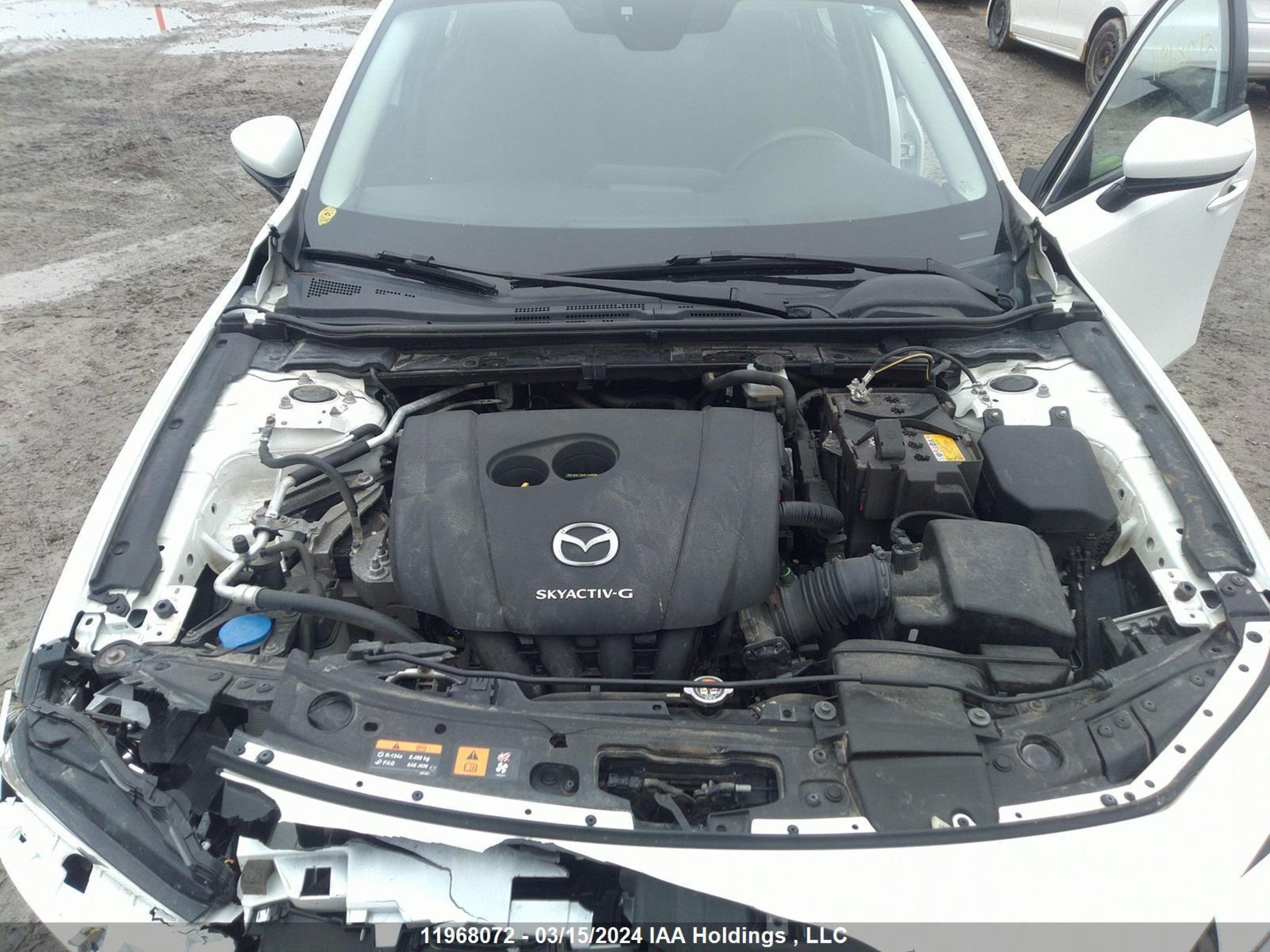 Photo 9 VIN: JM1BPAB71K1102375 - MAZDA 3 