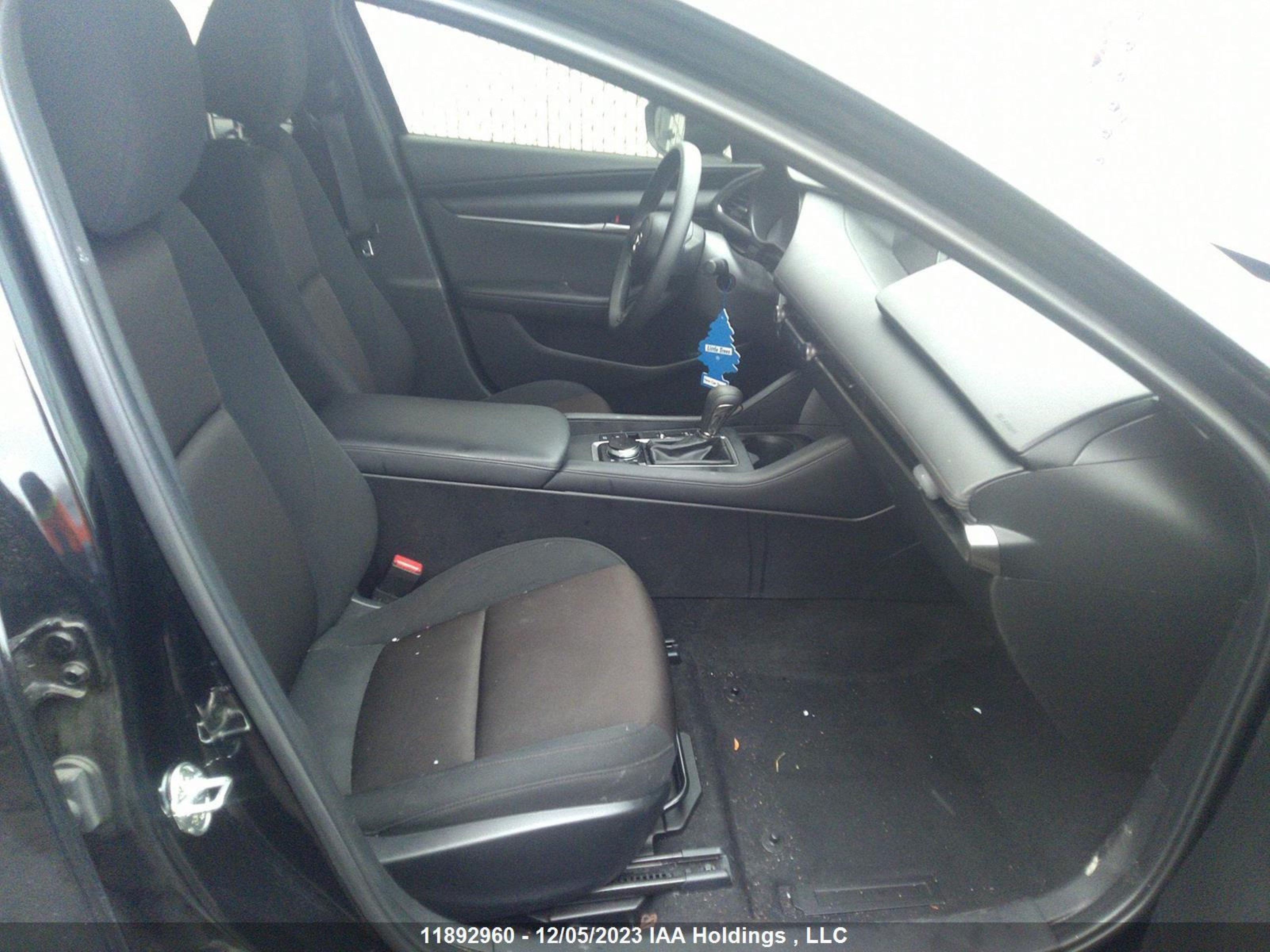 Photo 4 VIN: JM1BPAB77M1340055 - MAZDA 3 