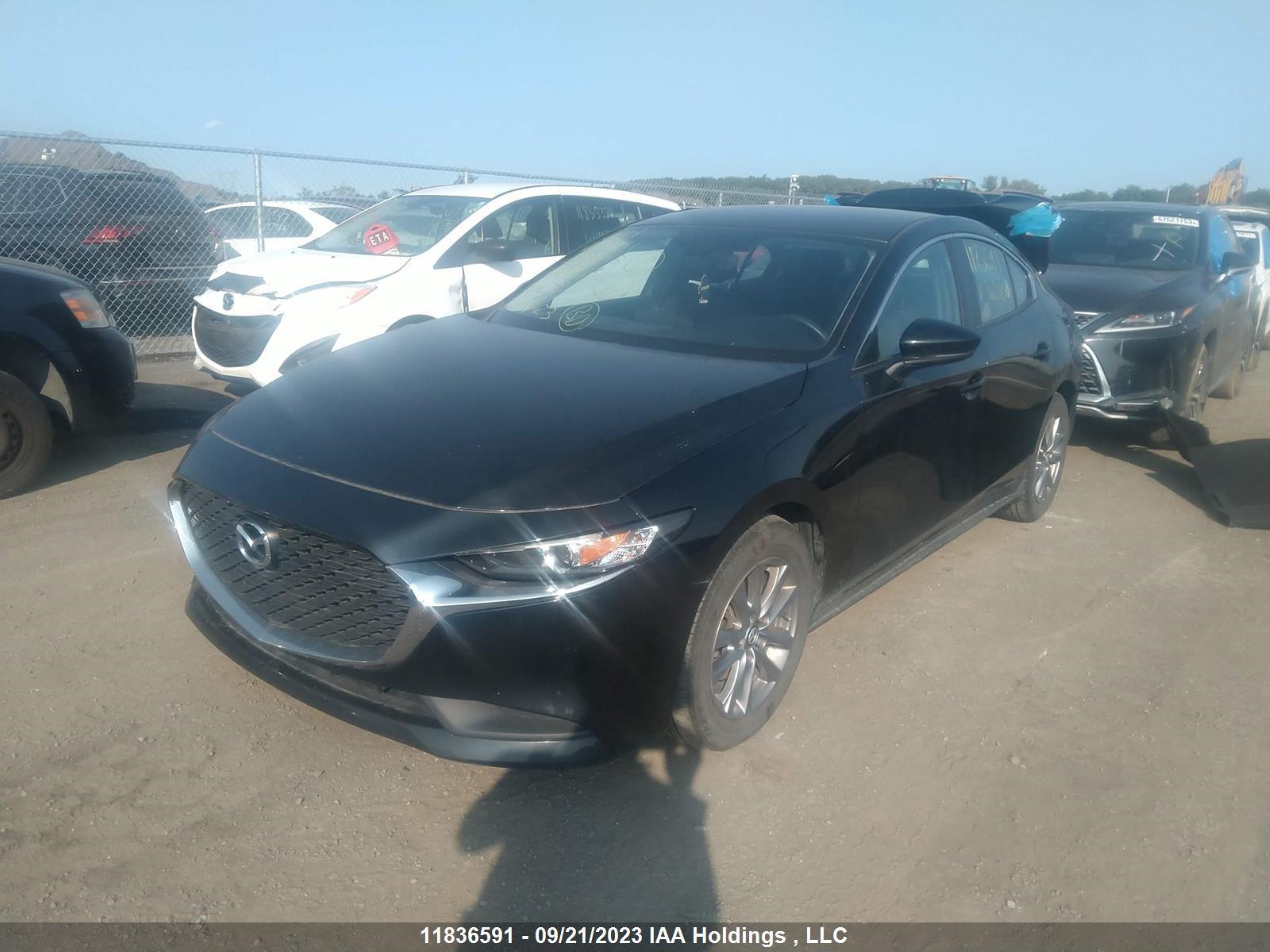 Photo 1 VIN: JM1BPAB78M1302687 - MAZDA 3 