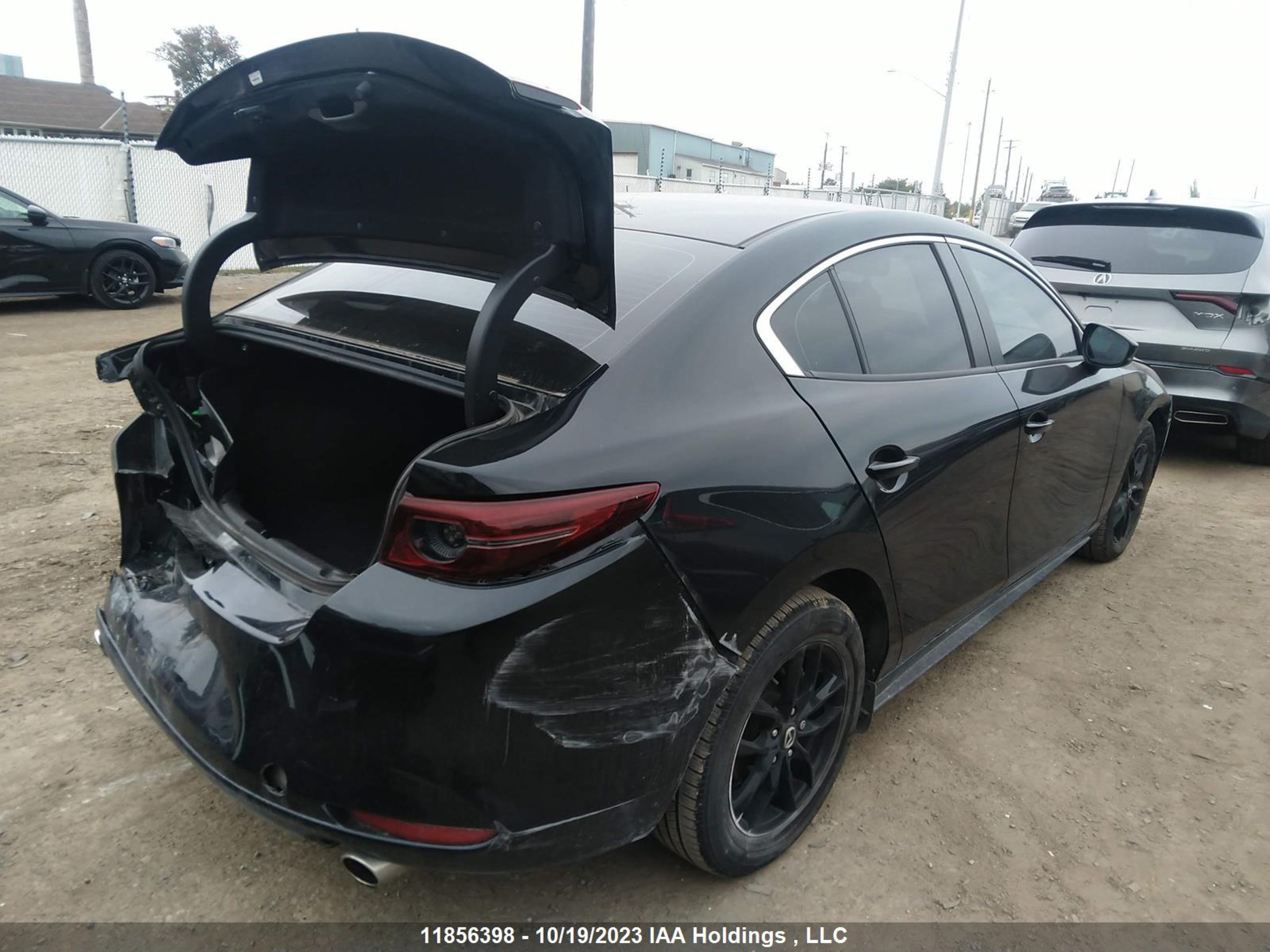 Photo 3 VIN: JM1BPAB79M1333804 - MAZDA 3 