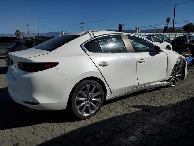 Photo 2 VIN: JM1BPABL1M1330988 - MAZDA 3 