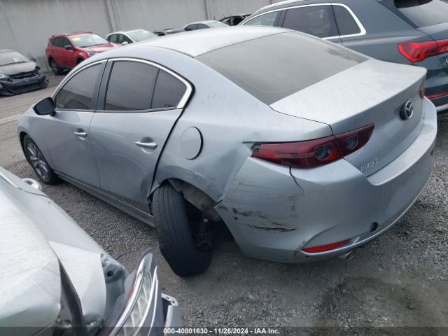 Photo 2 VIN: JM1BPABL2L1165242 - MAZDA MAZDA3 