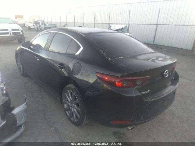 Photo 2 VIN: JM1BPABL5M1315930 - MAZDA MAZDA3 