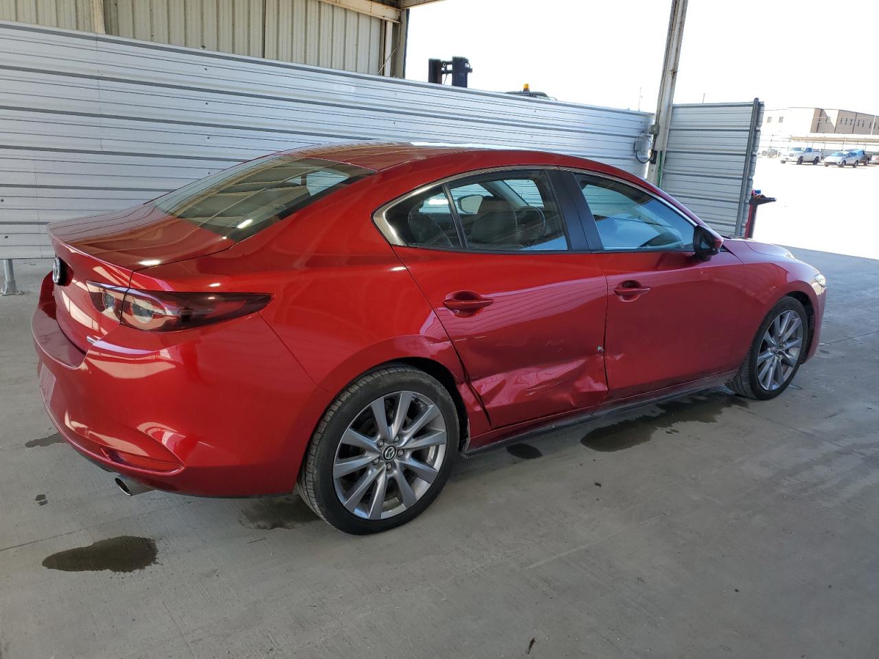 Photo 2 VIN: JM1BPABL8M1321608 - MAZDA 3 