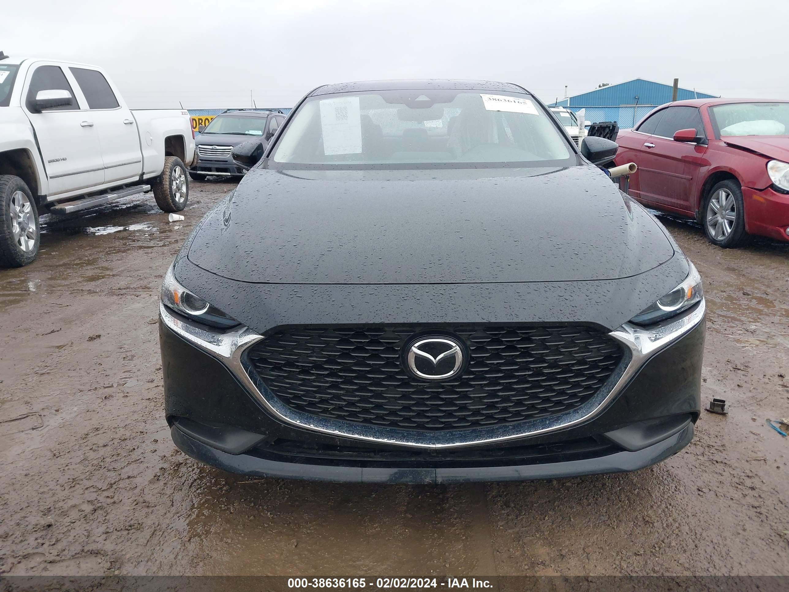 Photo 11 VIN: JM1BPABL9M1317423 - MAZDA 3 