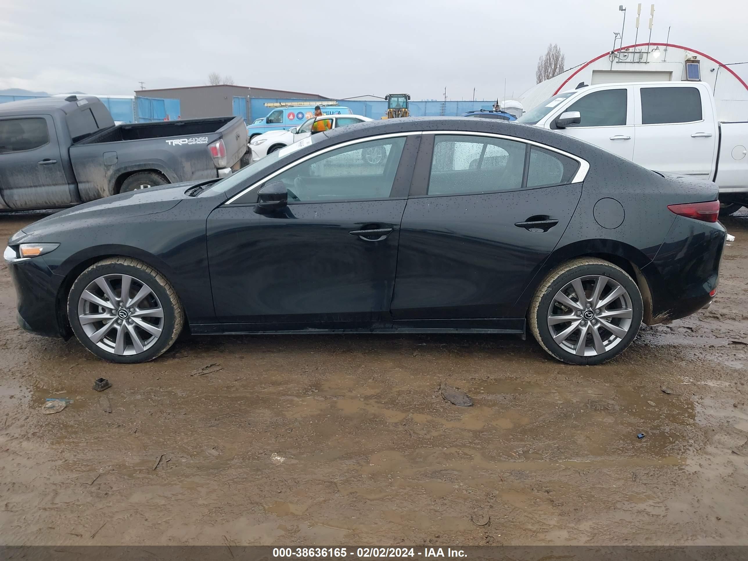 Photo 13 VIN: JM1BPABL9M1317423 - MAZDA 3 