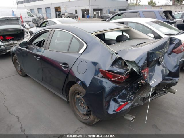 Photo 2 VIN: JM1BPACL1L1169426 - MAZDA MAZDA3 