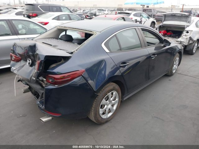 Photo 3 VIN: JM1BPACL1L1169426 - MAZDA MAZDA3 