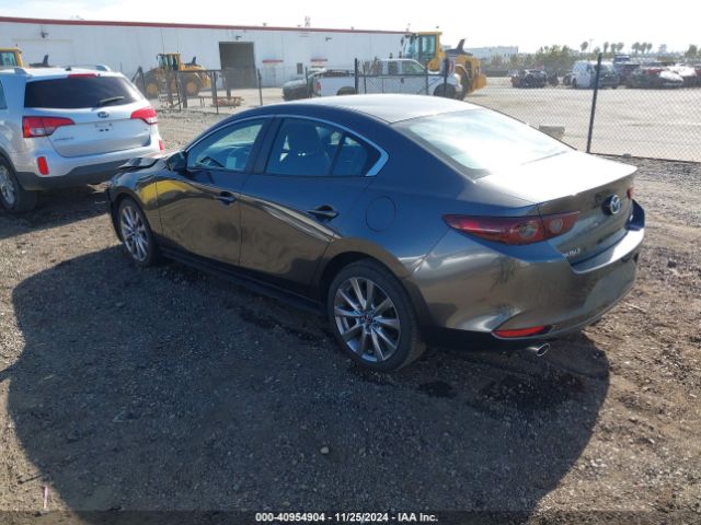 Photo 2 VIN: JM1BPACL6M1326370 - MAZDA MAZDA3 