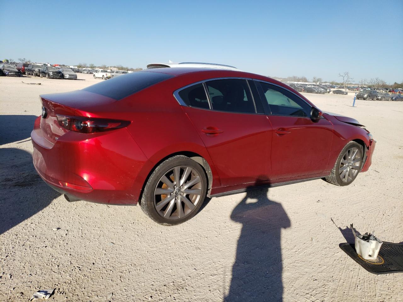 Photo 2 VIN: JM1BPACLXK1109546 - MAZDA 3 